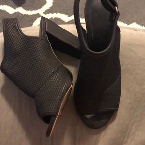 Cato Black slingback peep toe booties size 8